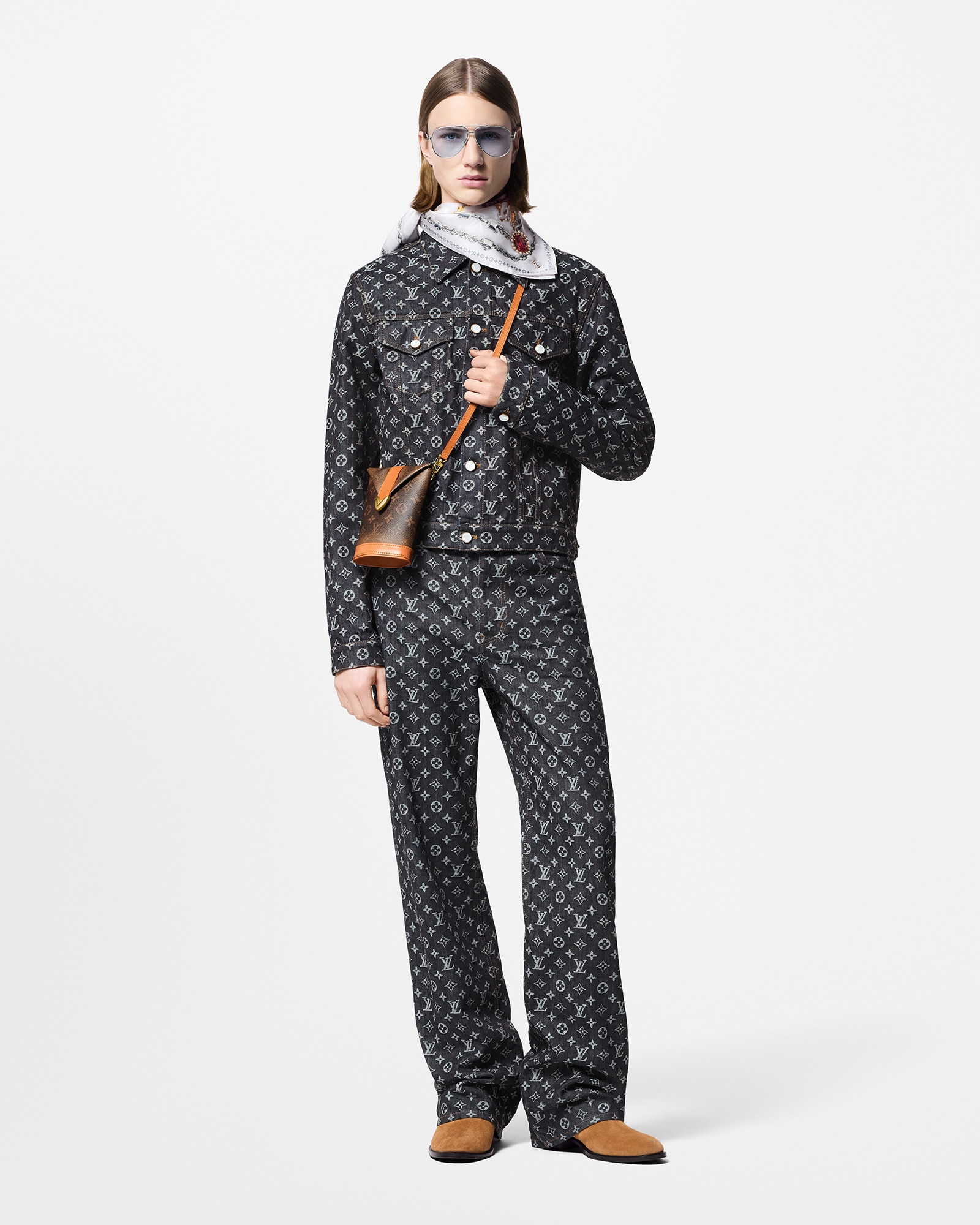 Envelope Pouch Monogram Other - Men - Bags | LOUIS VUITTON ®